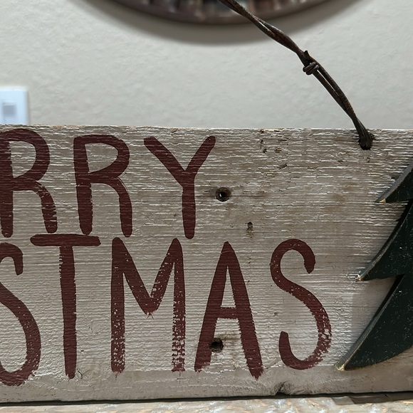 Rustic Merry Christmas Wood Sign - Picture 5 of 13